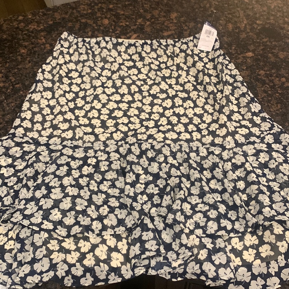 Chaps navy and white skirt XXL